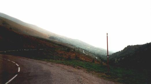 Kurven im Regen