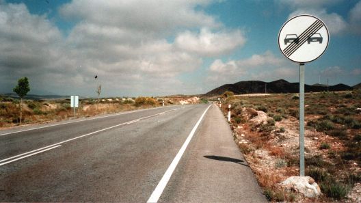 Typische Strasse im Sueden von Spanien