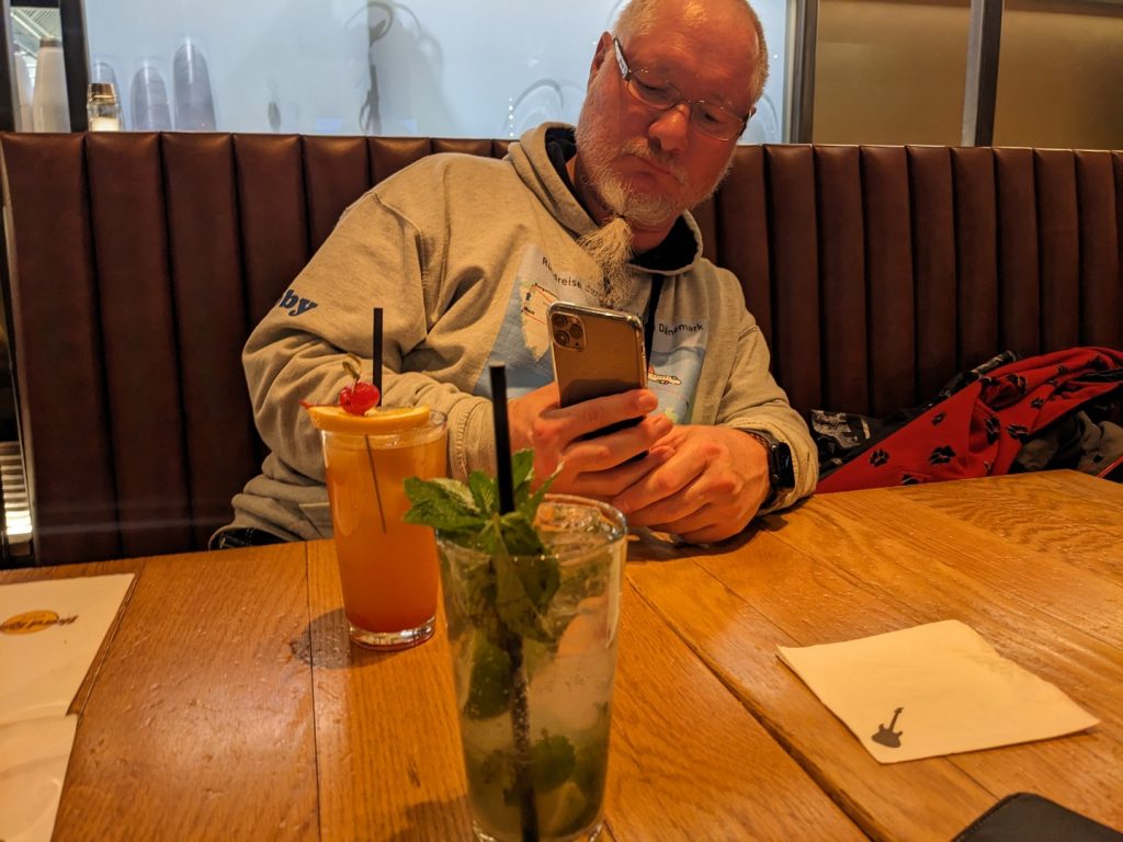 GL-2023-12-25-18h37m57