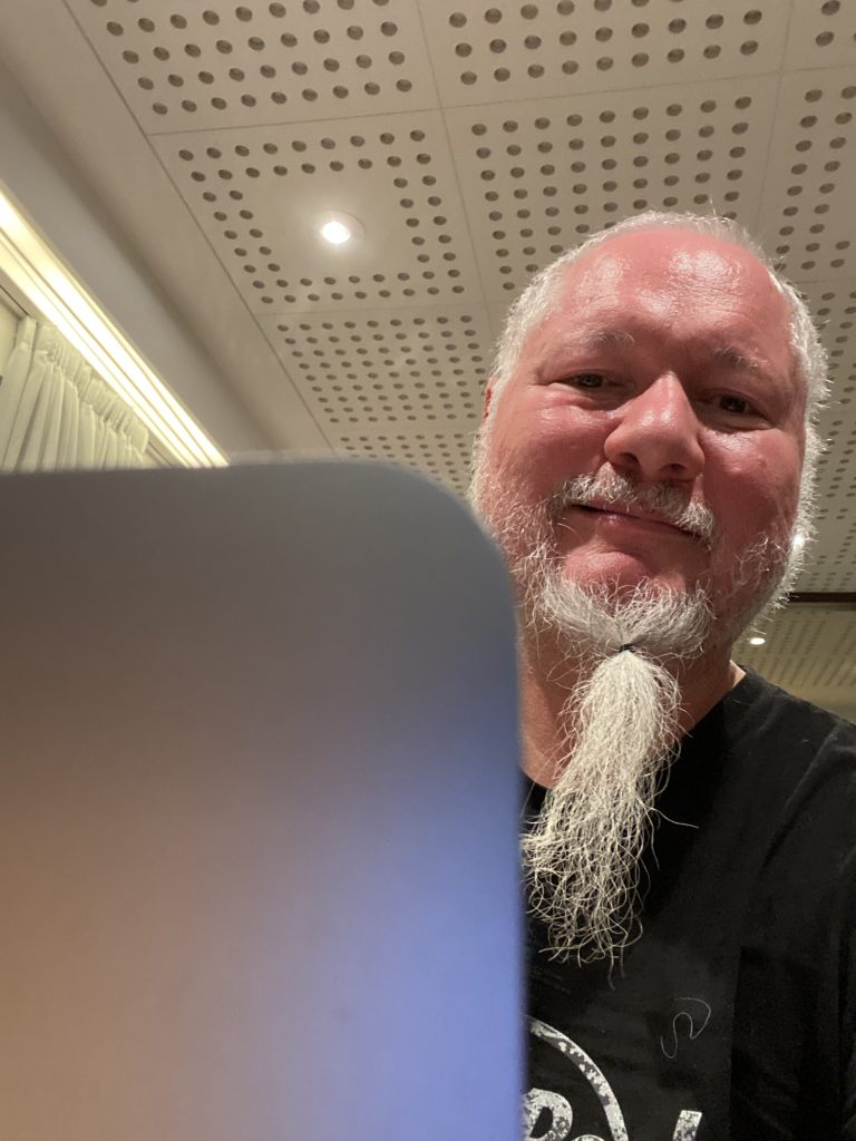 GL-2024-01-04-18h03m53